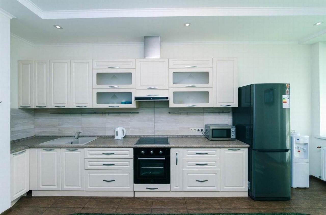 Appartement Vip In A New Building Near Lesi Ukrainki 7A à Kiev Extérieur photo
