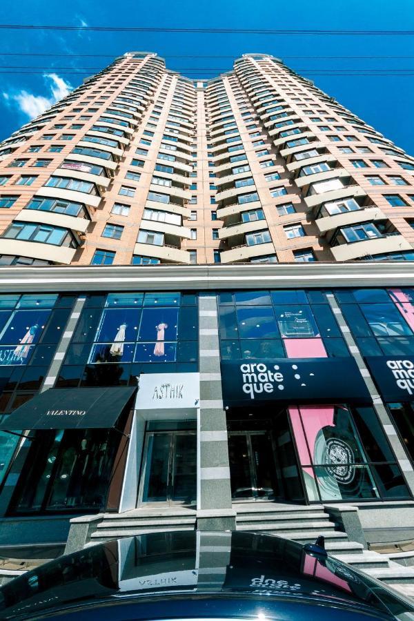 Appartement Vip In A New Building Near Lesi Ukrainki 7A à Kiev Extérieur photo